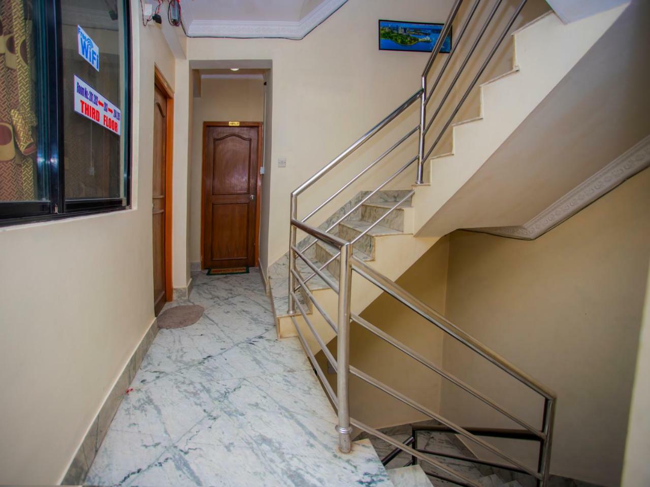 Oyo 305 Hotel Gauri Pashupatinath Luaran gambar